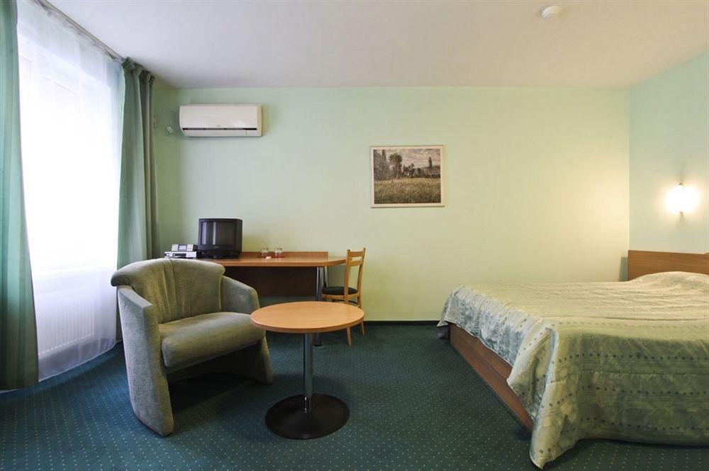 Telecom Guest Hotel วิลนีอุส ภายนอก รูปภาพ